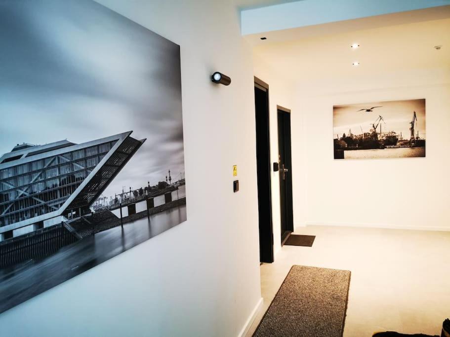 Hh 03 By Rockchair - Superhost Status - Modernes Apartment Mit Sonnigem Balkon & Premium Boxspringbetten In Winterhude - Hamburg Top Geheimtipp מראה חיצוני תמונה