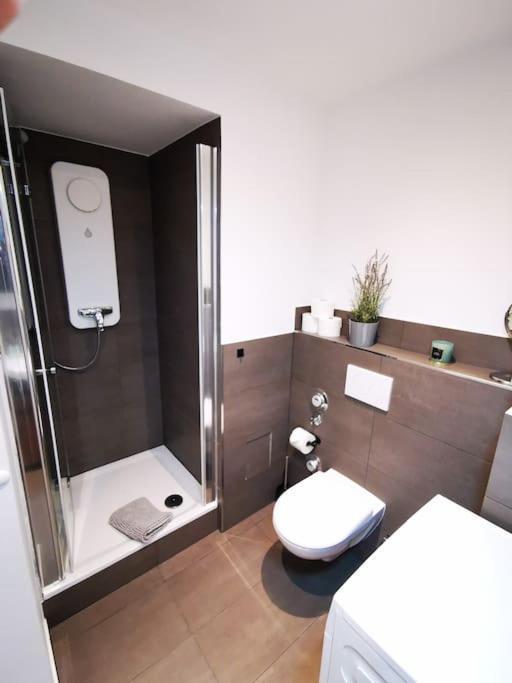 Hh 03 By Rockchair - Superhost Status - Modernes Apartment Mit Sonnigem Balkon & Premium Boxspringbetten In Winterhude - Hamburg Top Geheimtipp מראה חיצוני תמונה