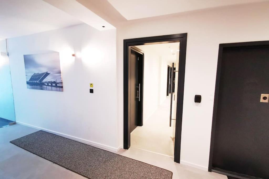 Hh 03 By Rockchair - Superhost Status - Modernes Apartment Mit Sonnigem Balkon & Premium Boxspringbetten In Winterhude - Hamburg Top Geheimtipp מראה חיצוני תמונה
