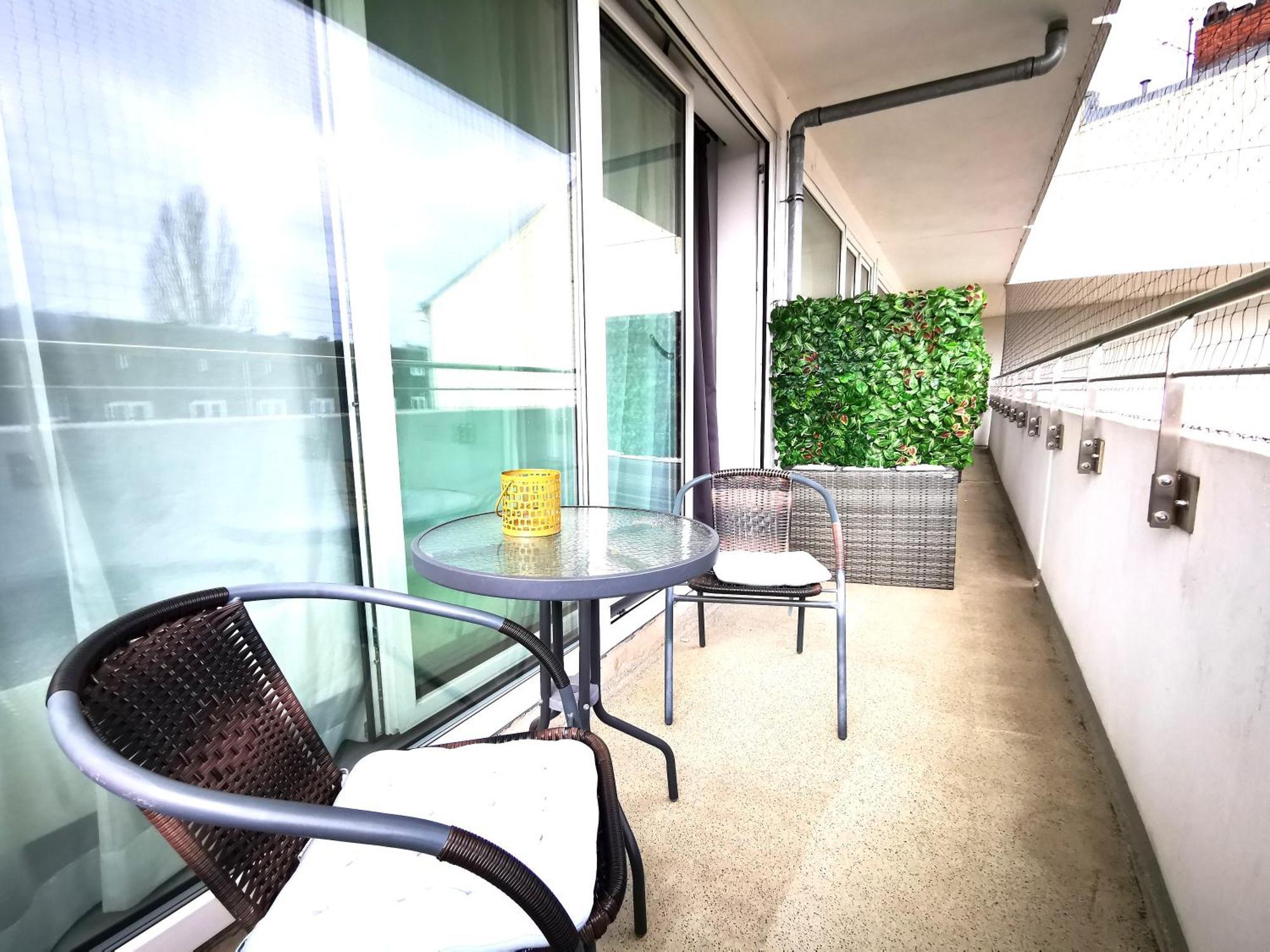 Hh 03 By Rockchair - Superhost Status - Modernes Apartment Mit Sonnigem Balkon & Premium Boxspringbetten In Winterhude - Hamburg Top Geheimtipp מראה חיצוני תמונה